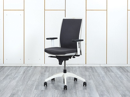 Офисное кресло для персонала  König+Neurath Ткань Серый   (КПТС-03064)