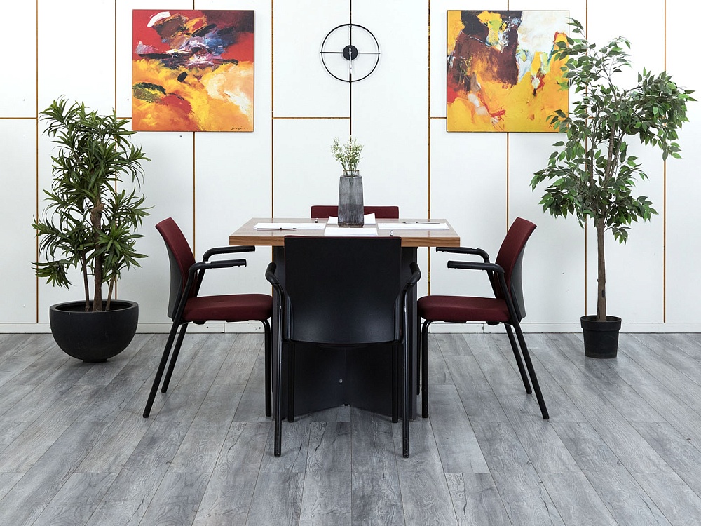 Офисный стол для переговоров  900х900х755 ЛДСП Зебрано Сенатор  (СГПЗ-07114)