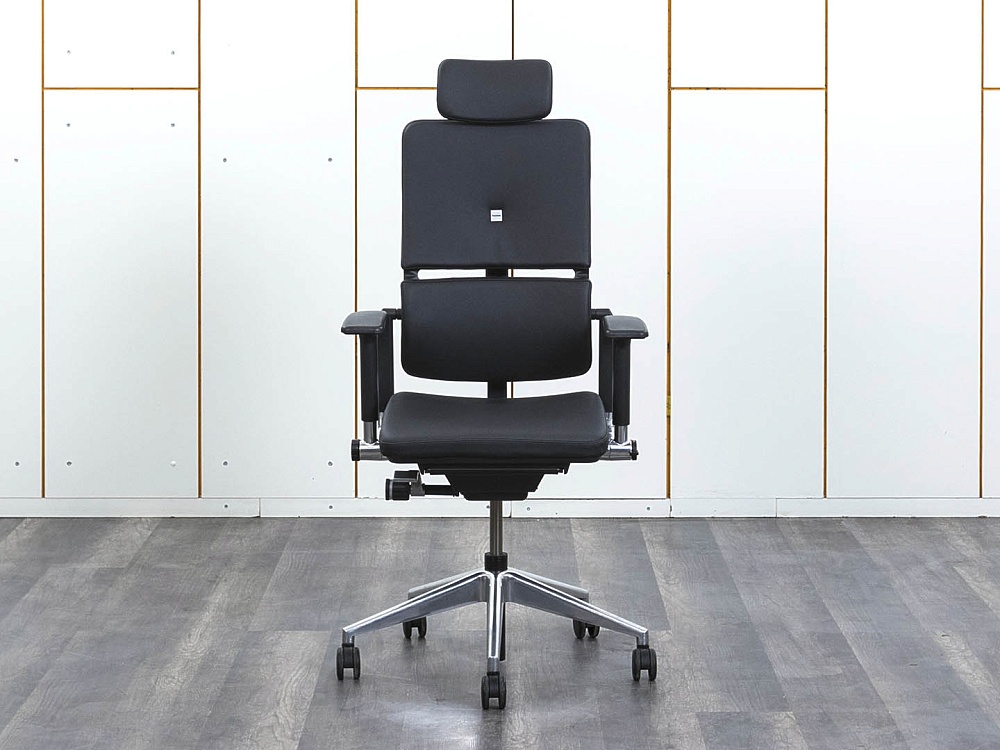 Офисное кресло руководителя  SteelCase Кожа Черный Please 2 Ergonomic  (КРКЧ-24112)