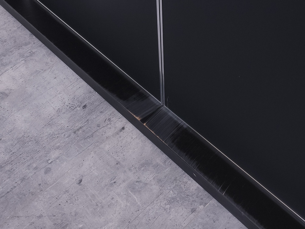 Кабинет руководителя  UNO DellaRovere Пластик Чёрный Италия  КРЧ-30055