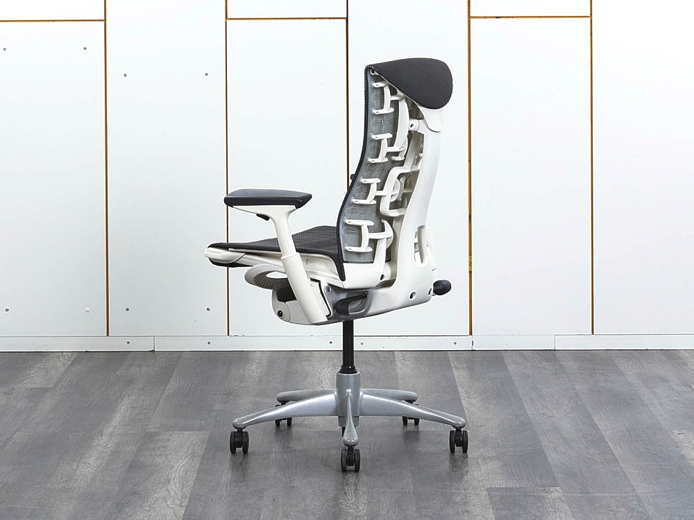 Офисное кресло руководителя  Herman Miller Ткань Серый Embody  (КРТС-03032уц)