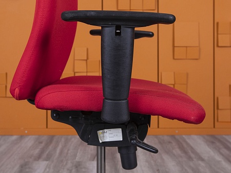 Офисное кресло для персонала   Ткань Красный   (КПТК-20085) Офисное кресло для персонала   Ткань Красный   (КПТК-20085)