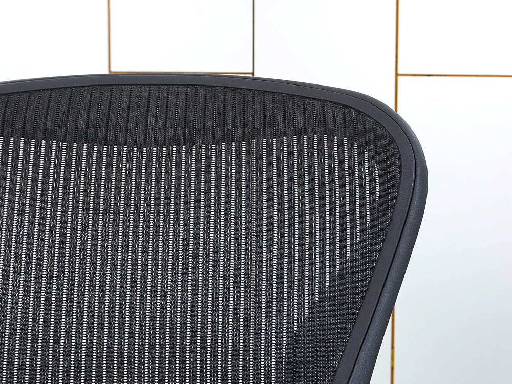 Офисное кресло руководителя  Herman Miller Сетка Черный Aeron  (КРСЧ-25072)