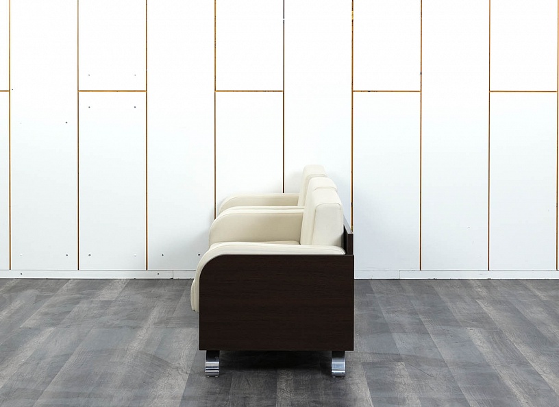 Офисный диван  Кожзам Венге   (Комплект из дивана и кресла ДНКЕК-26013)