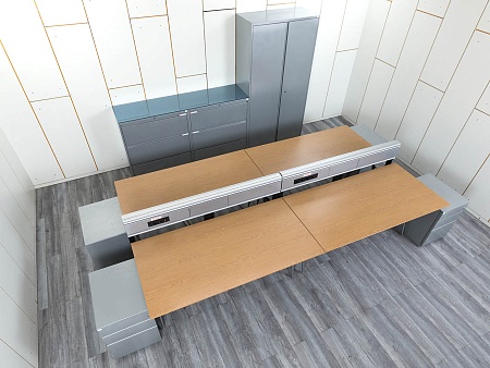 Комплект офисной мебели Herman Miller 3 200х1 800х1 000 ЛДСП Орех   (КОМХ-17082)