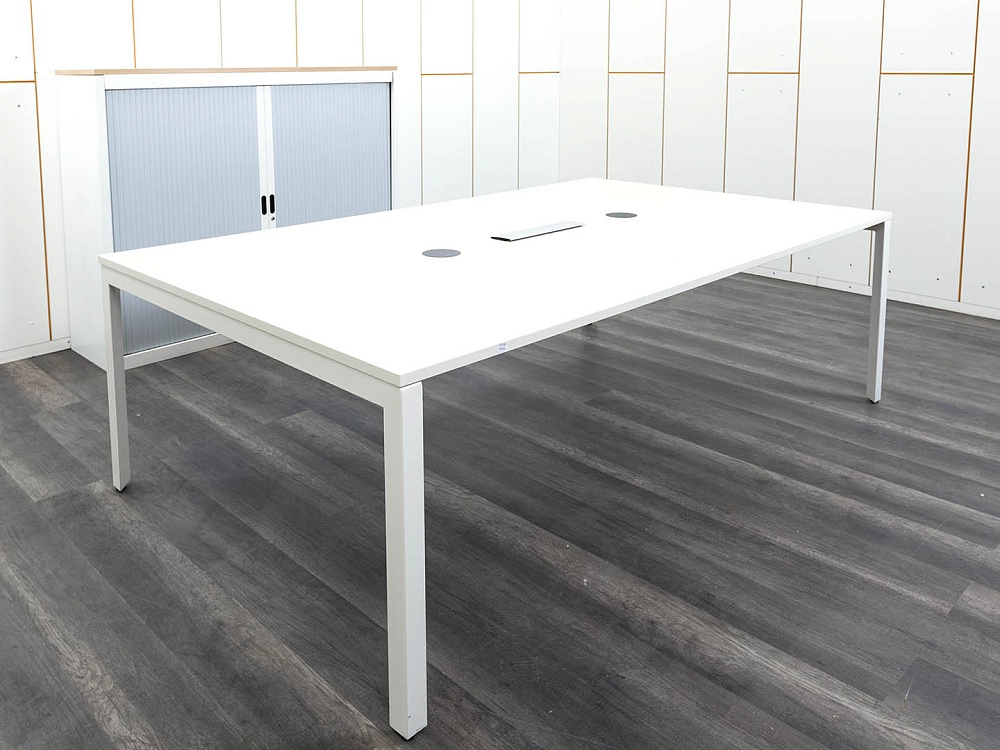 Офисный стол для переговоров Herman Miller 2 400х1 400х750 ЛДСП Белый   (СГПБк-02122)