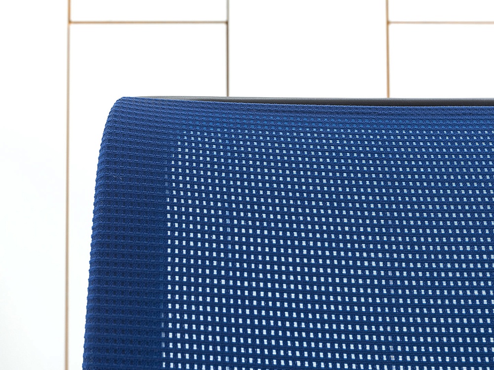 Конференц кресло для переговорной  Синий Сетка SteelCase   (УНСН-30074)