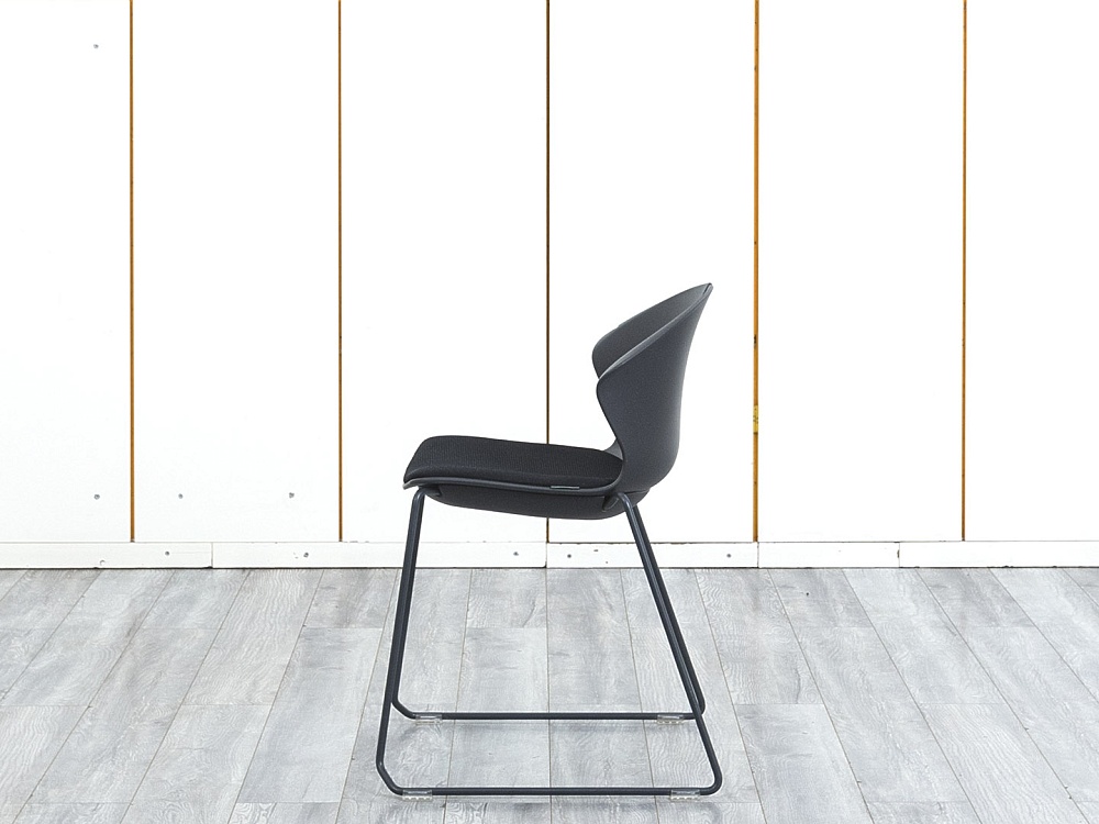 Конференц кресло для переговорной  Черный Пластик Profoffice   (УДПЧ-30074)