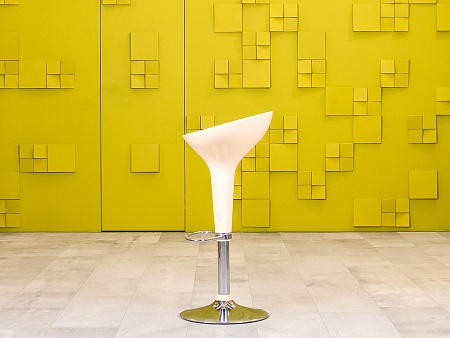 Барный стул на ножках Пластик Бежевый Импорт_УНПБ-291223