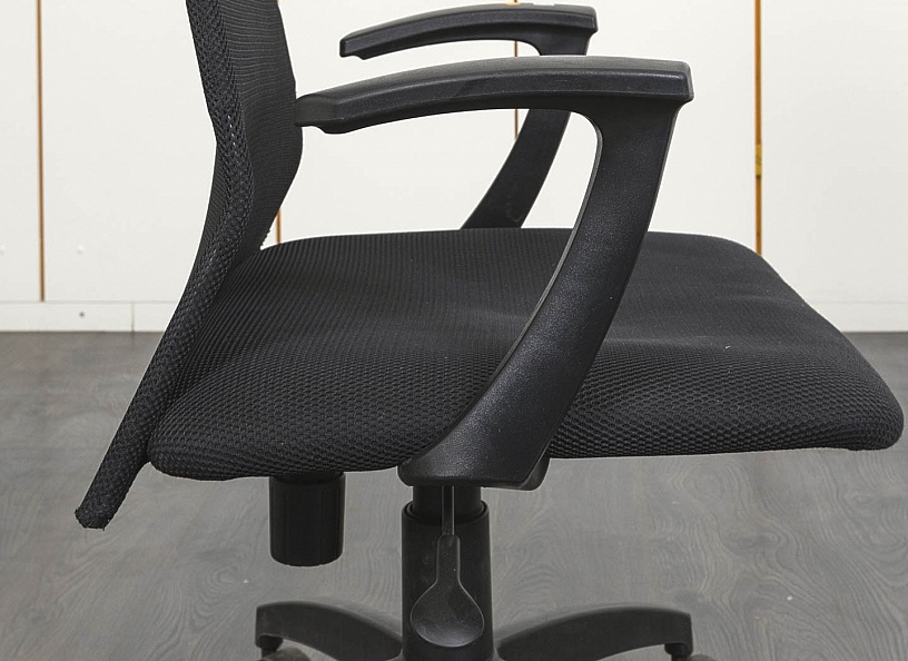 Офисное кресло руководителя   Ткань Черный   (КРТЧ1-07041)