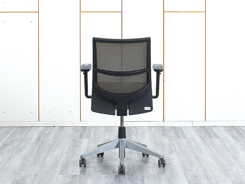 Офисное кресло для персонала  Haworth Ткань Коричневый Comforto  (КПТК1-25123)