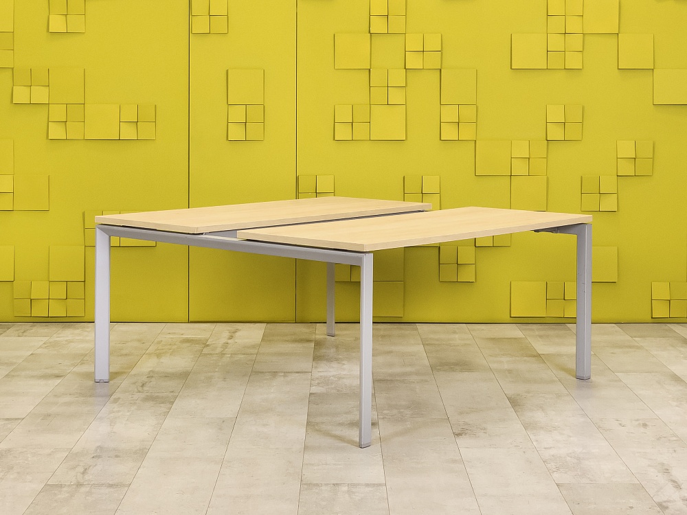 Комплект офисной мебели стол с тумбой  ЛДСП Клен  ГКВ-02036