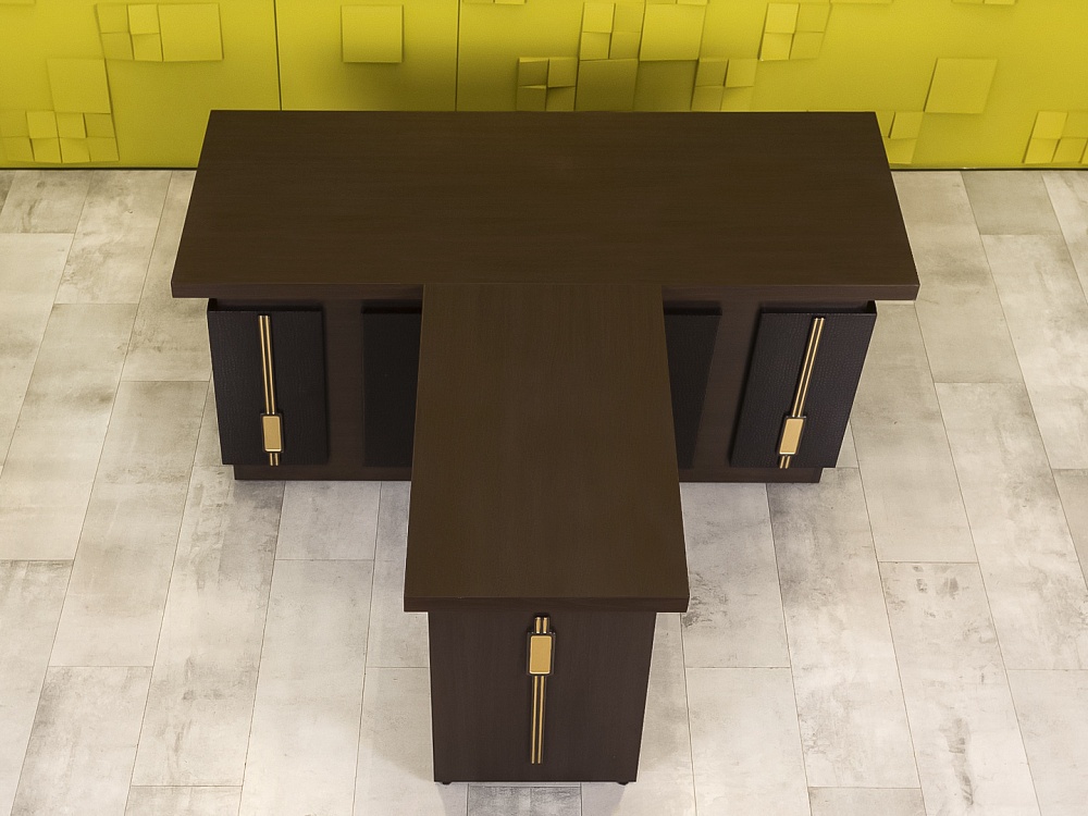 Стол для руководителя  ЛДСП Венге  СРУЕ-29016