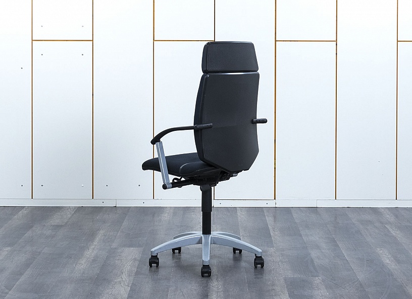 Офисное кресло руководителя  MartinStoll Ткань Черный TEC 21  (КРТЧ-28042)