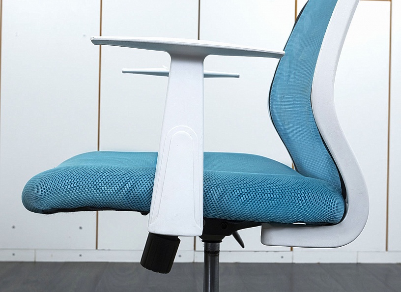 Офисное кресло для персонала   Сетка Синий   (КПТН-06101)