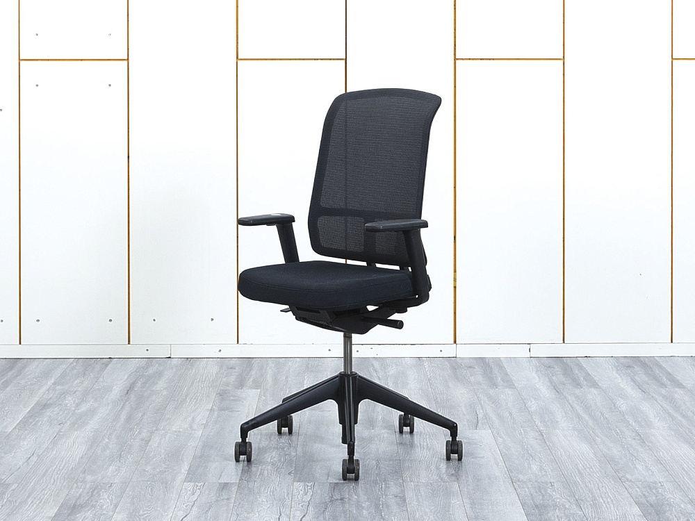 Офисное кресло для персонала  VITRA Ткань Черный   (КПСЧ-01123)