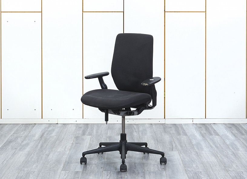 Офисное кресло для персонала  VITRA Ткань Черный   (КПТЧ6-26013уц)