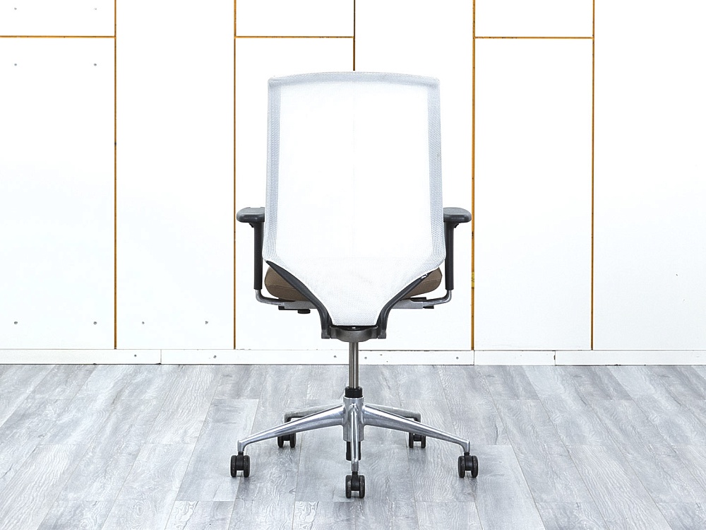 Офисное кресло для персонала  VITRA Сетка Белый   (КПСБ1-21113)