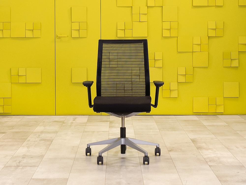 Офисное кресло для персонала на колесах Think Steelcase Ткань Чёрный Франция_КПТЧ-100924