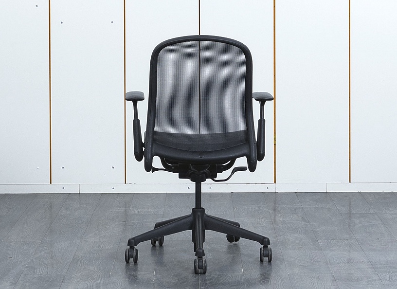 Офисное кресло руководителя  Knoll Сетка Черный CHADWICK  (КРТЧ3-06121)