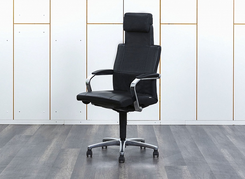 Офисное кресло руководителя  SATO Кожа Черный LEO  (КРКЧ-27062)
