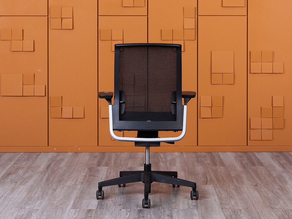 Офисное кресло для персонала   Сетка Черный   (КПСЧ1-06065)