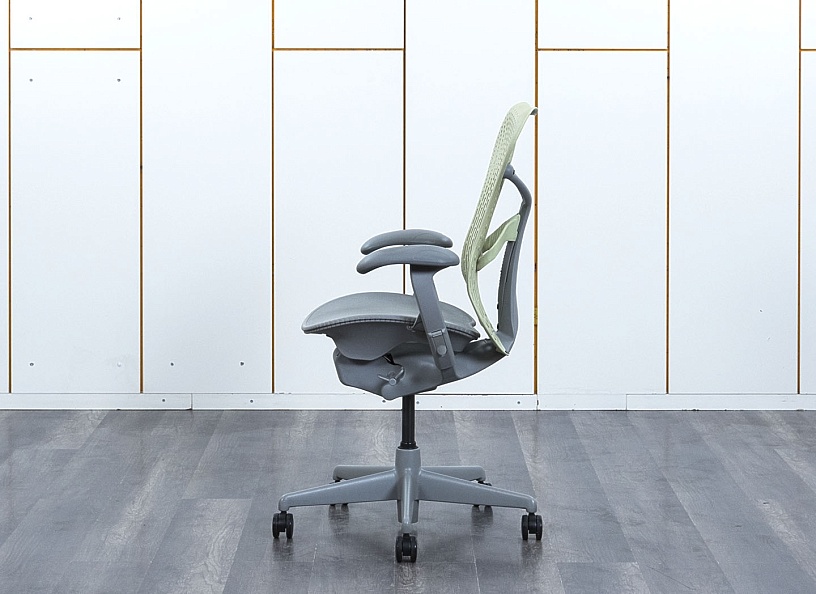 Офисное кресло руководителя  Herman Miller Сетка Зеленый Mirra  (КРСЗ-10053)