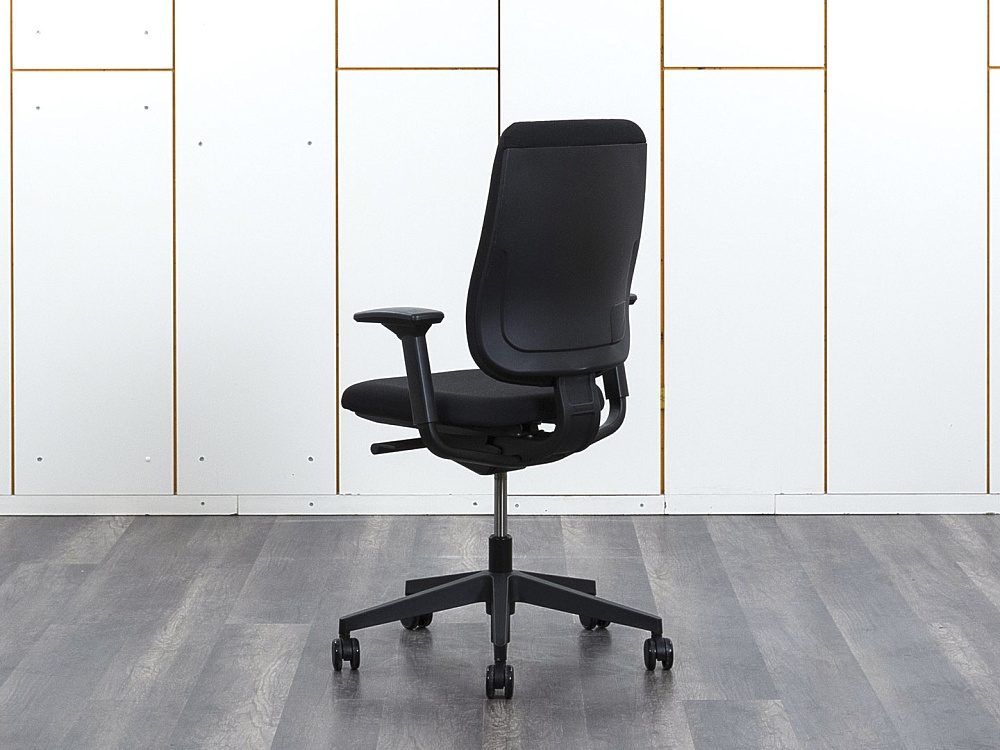 Офисное кресло для персонала  SteelCase Ткань Черный   (КПТЧ1-10072)
