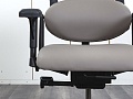 Офисное кресло руководителя  SteelCase Кожа Бежевый Please 1  (КРКБ-05102)