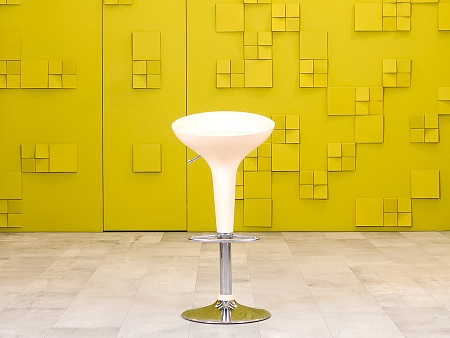 Барный стул на ножках Пластик Бежевый Импорт_УНПБ-291223