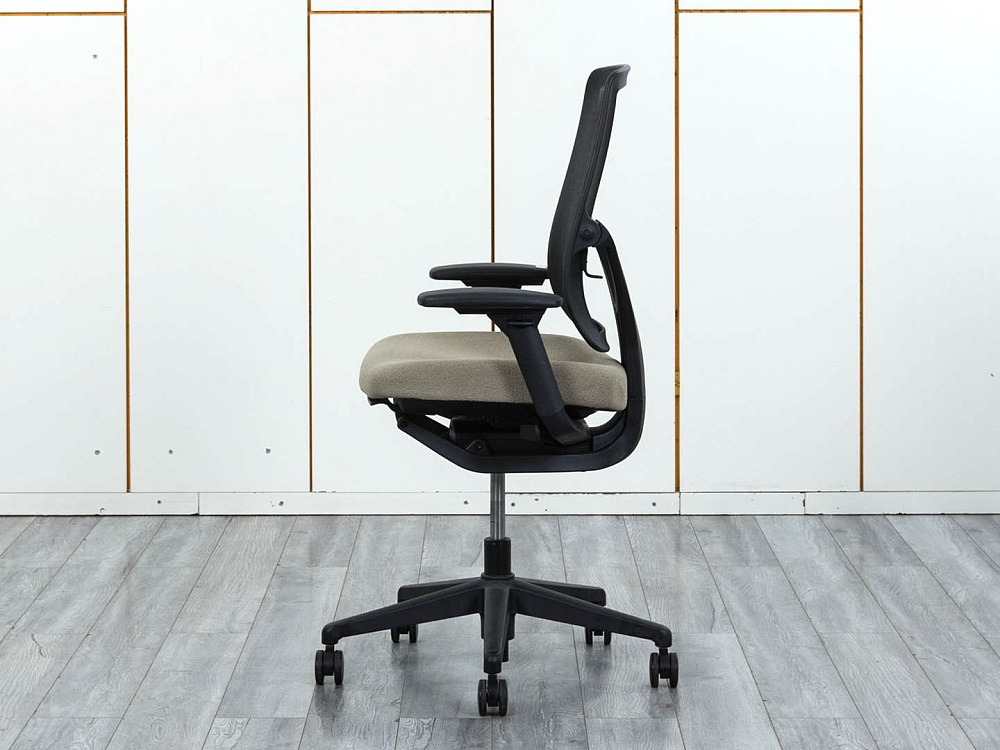 Офисное кресло для персонала  Allsteel Сетка Коричневый   (КПСК-09094)