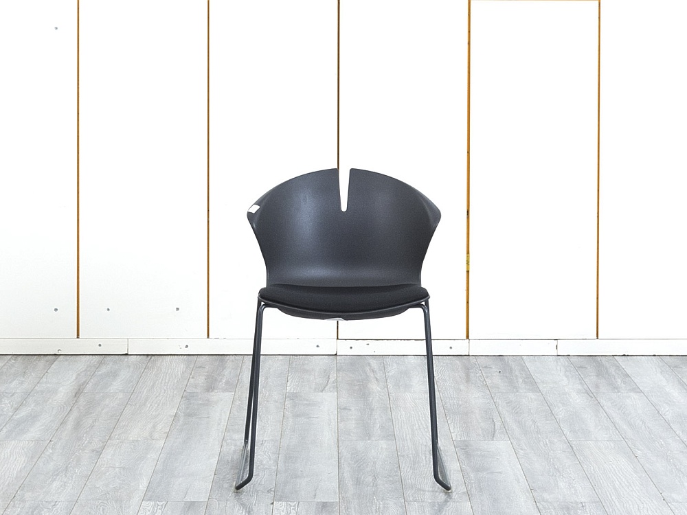 Конференц кресло для переговорной  Черный Пластик Profoffice   (УДПЧ-30074)