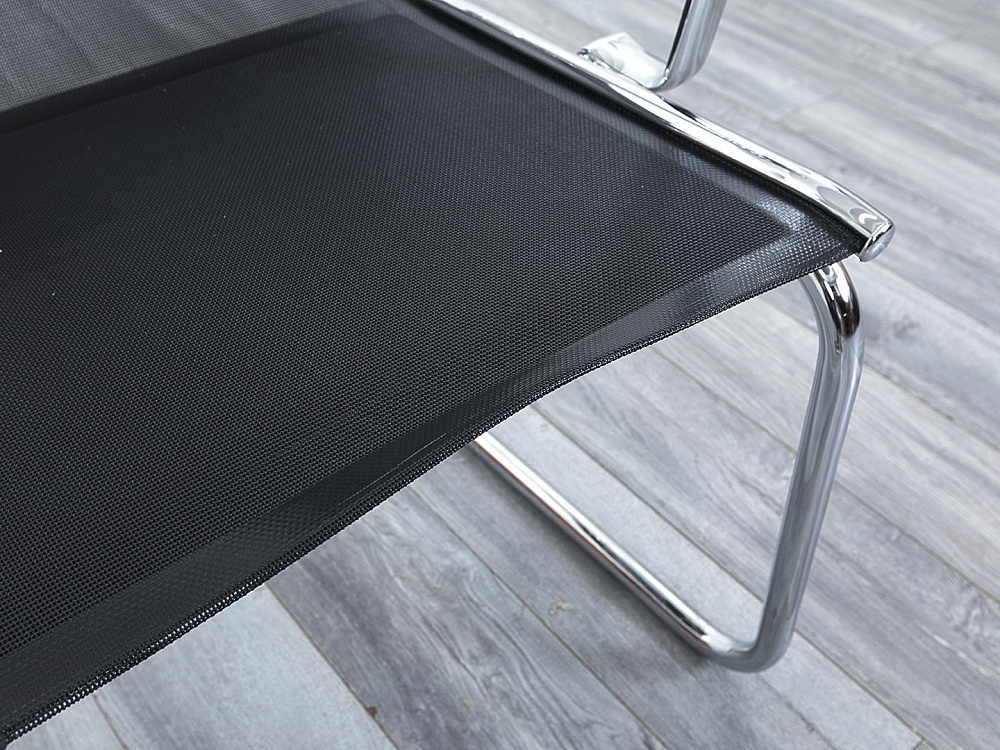 Конференц кресло для переговорной  Черный Сетка LUXY Light Mesh C  (УДСЧ-14054)