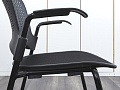 Конференц кресло для переговорной  Черный Пластик Herman Miller Caper  (УНСЧ-25072)