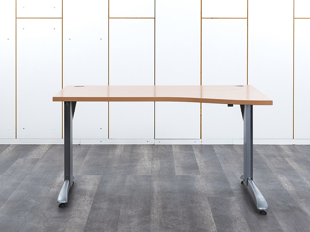 Офисный стол эргономичный SteelCase 1 400х1 000х750 ЛДСП Ольха   (СПЭЛп-30052)