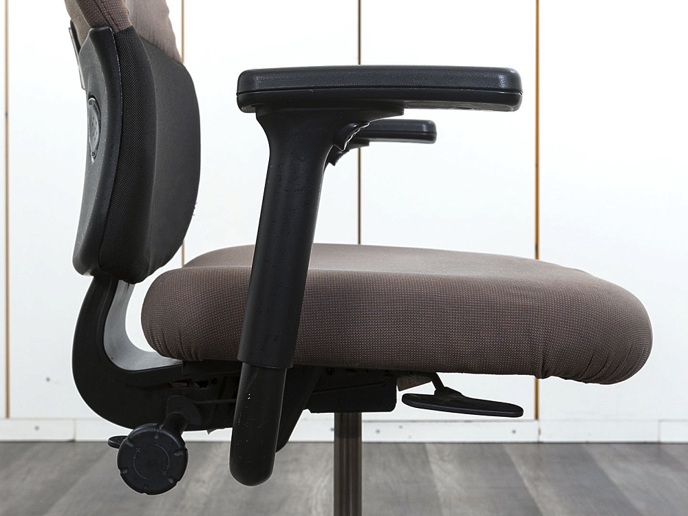 Офисное кресло для персонала  SteelCase Ткань Коричневый   (КПТК1-07083)
