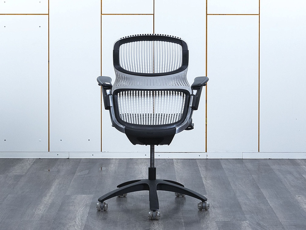 Офисное кресло руководителя  Knoll Кожа Серый Generation  (КРКС-08063)