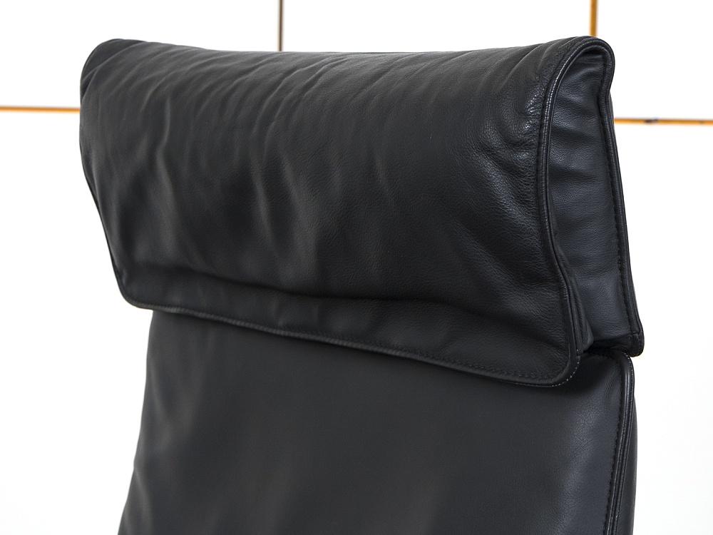 Офисное кресло руководителя  SATO Кожа Черный Tiger A  (КРКЧ1-02070)