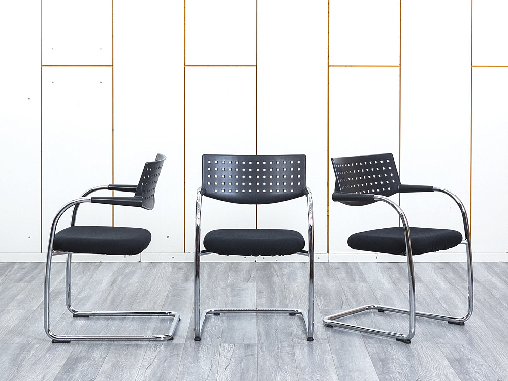 Конференц кресло для переговорной  Черный Ткань VITRA VISAVIS  (КДТЧ-28113)