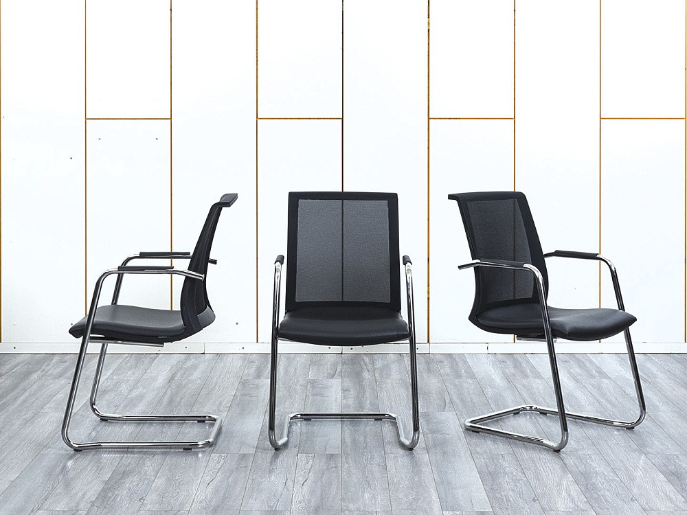 Конференц кресло для переговорной  Черный Сетка Profoffice Skin  (УДСЧ-01044)
