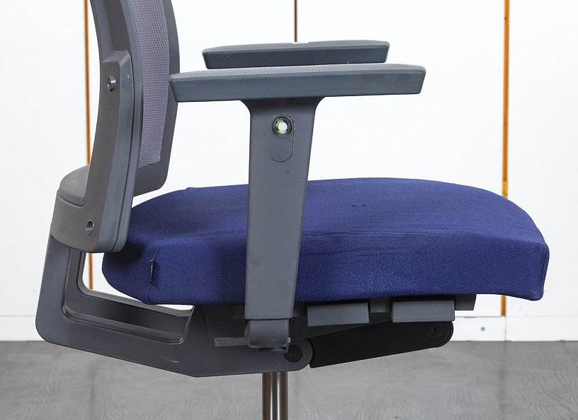 Офисное кресло для персонала  Bene Ткань Фиолетовый   (КПТН-21120)