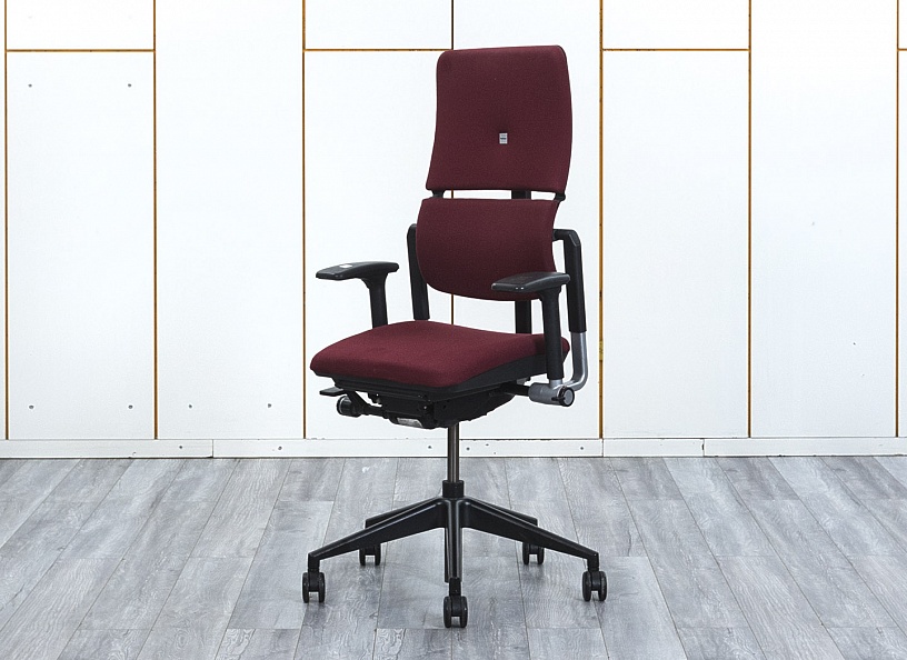Офисное кресло руководителя  SteelCase Ткань Красный Please 2  (КРТК-21034)