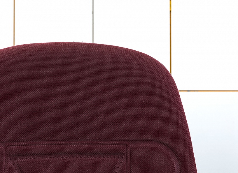Офисное кресло руководителя   Ткань Красный   (КРТК-27062)
