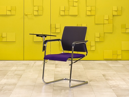 Конференц кресло для переговорной на полозьях Sito Wilkhahn Ткань Фиолетовый; Чёрный Италия_КДТФ-290