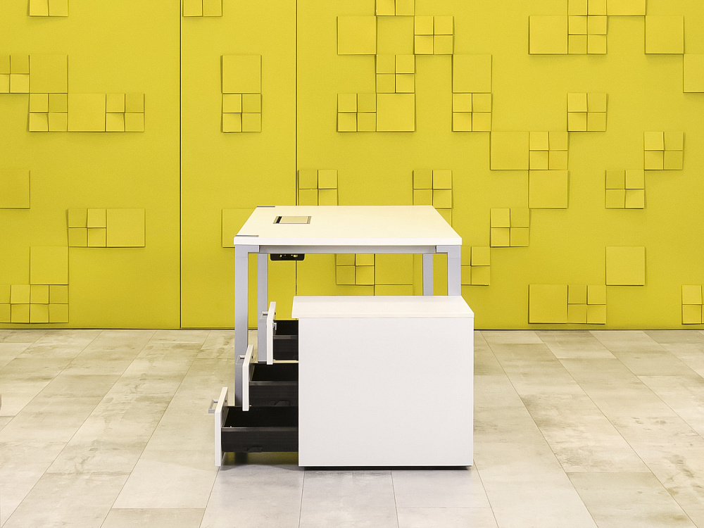 Комплект офисной мебели стол с тумбой  Steelcase ЛДСП Белый Франция  СППБТ-04026
