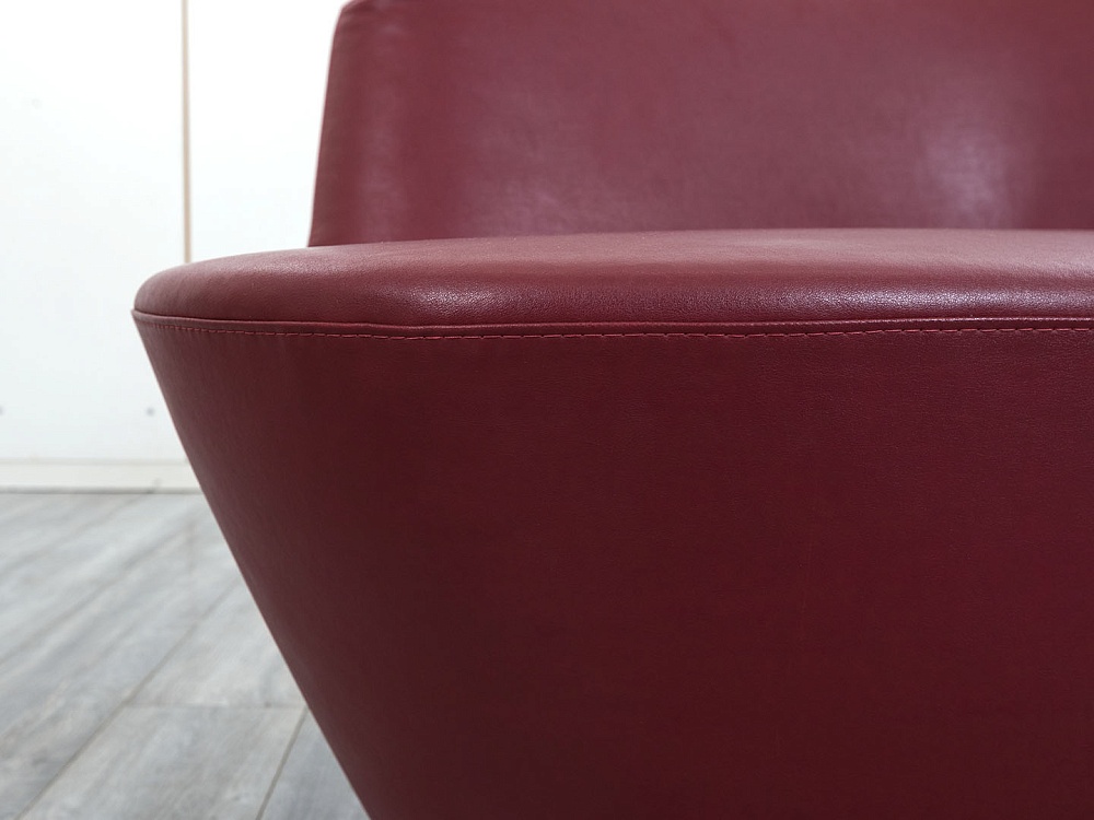 Офисный диван Tacchini Кожа Красный Polar Sofa  (ДНКК-21042)