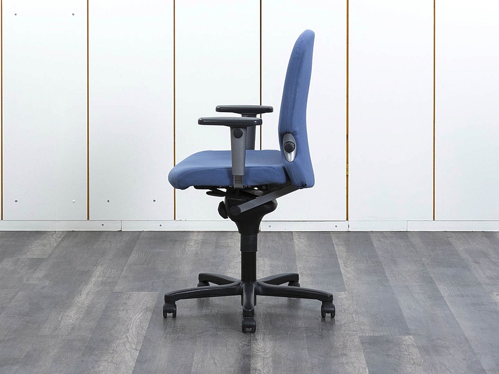 Офисное кресло для персонала  Haworth Ткань Синий Comforto  (КПТН-09112)