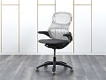 Офисное кресло руководителя  Knoll Кожа Черный Generation  (КРКЧ-28022)