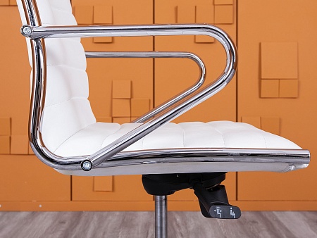 Офисное кресло руководителя  Sitland  Кожа Белый   (КПКБ-27062)