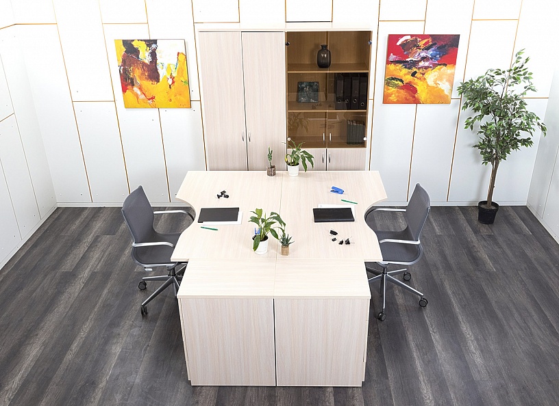 Комплект офисной мебели стол с тумбой  1 800х1 600х750 ЛДСП Бук   (КОМВ-20072)